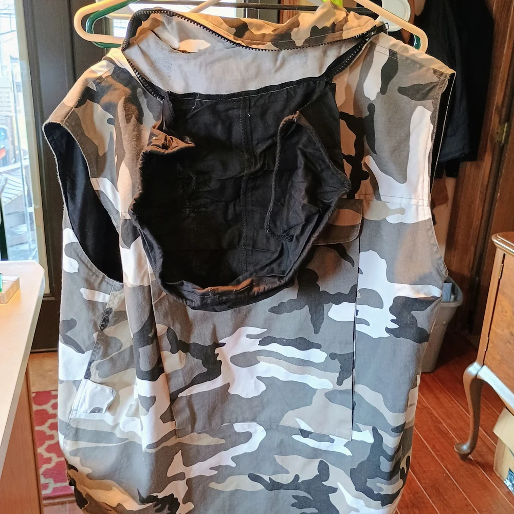 Fox Outdoor Camouflage Vest - Picture 3 of 4